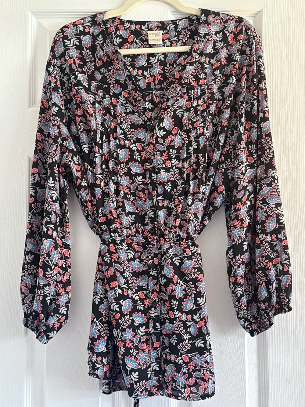 🌻 Terra & Sky Black Floral V-Neck Blouse Tunic 1X - Picture 6 of 6